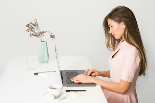 Ways to Stay Active During a Desk Job